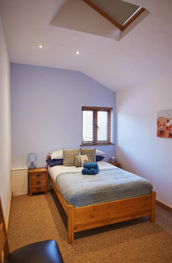 The Old Dairy - Boutique Countryside Cottage At Harrys Cottages Pen-y-Clawdd Kültér fotó