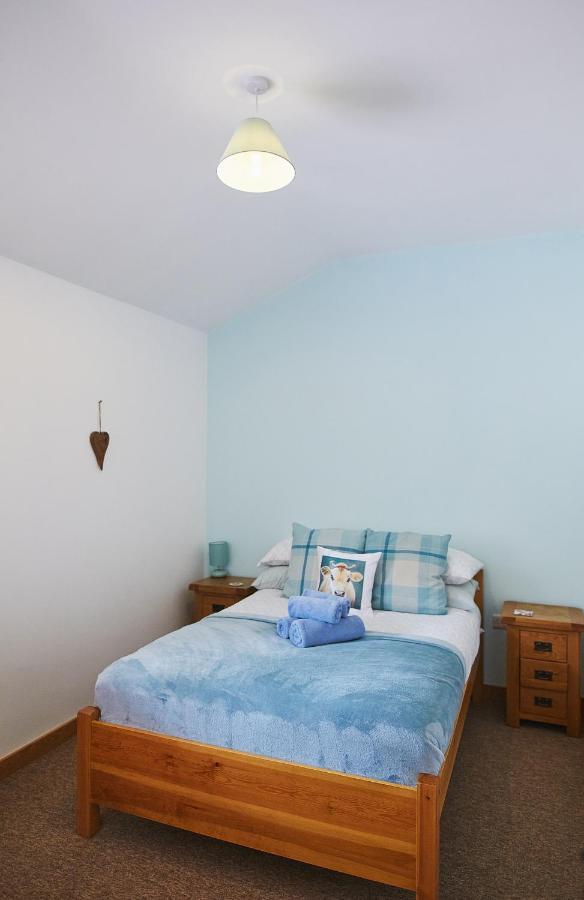 The Old Dairy - Boutique Countryside Cottage At Harrys Cottages Pen-y-Clawdd Kültér fotó