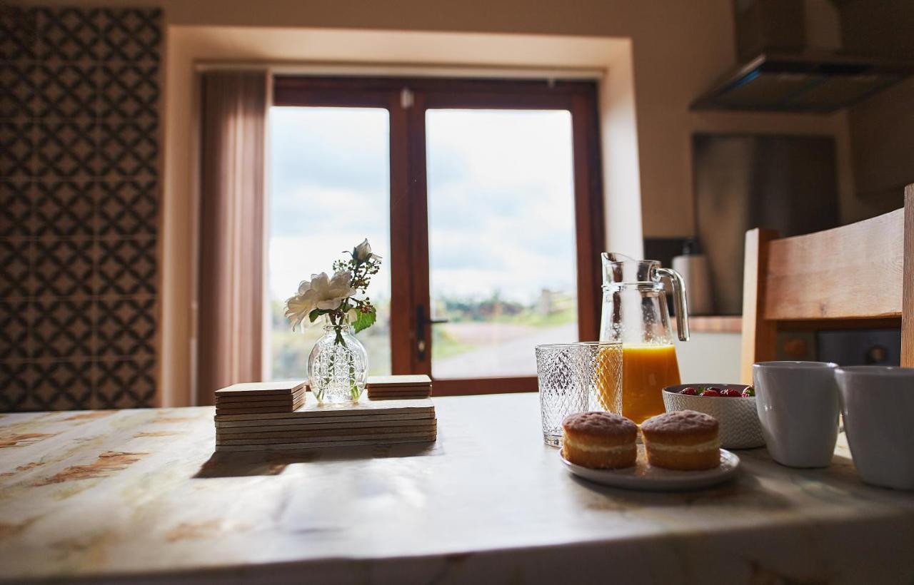 The Old Dairy - Boutique Countryside Cottage At Harrys Cottages Pen-y-Clawdd Kültér fotó